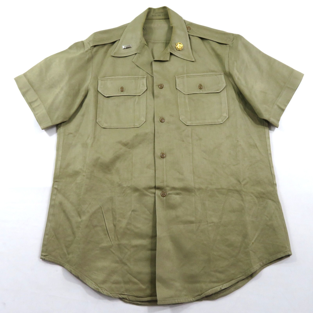 US Military Mans Shirt with Bar and Pin Khaki Sz M WW2? Army? 1940s